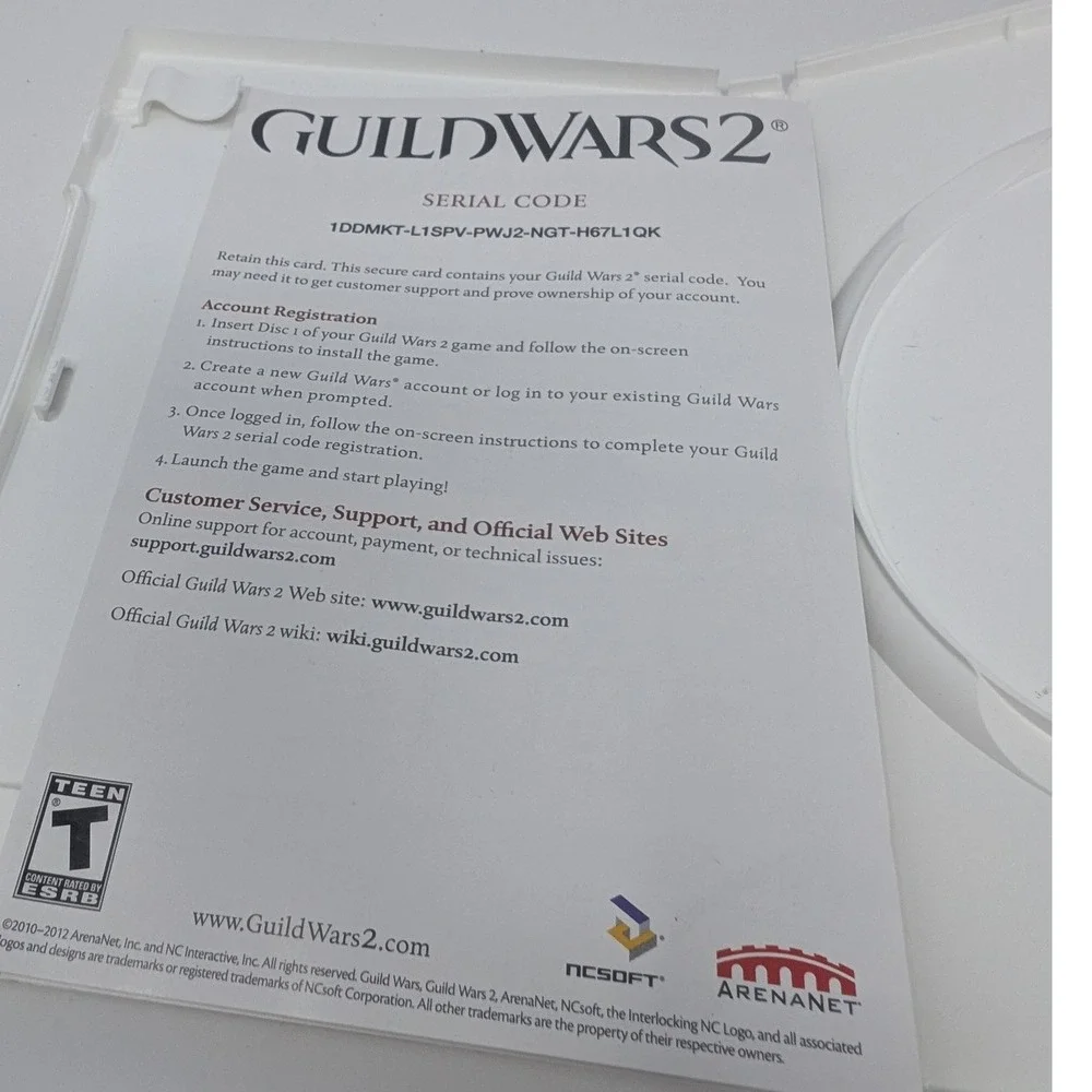 Guild Wars 2 PC Game DVD-ROM ArenaNet 2-Disc Set with Manual and Serial‎ Code